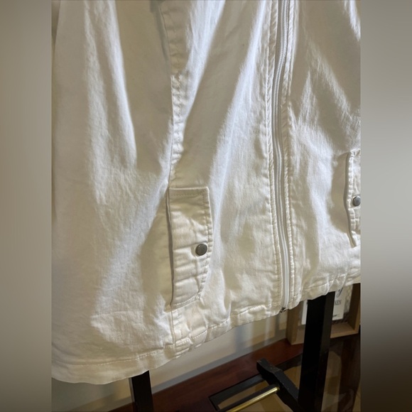 White cotton blend women’s size small light jacket - Picture 4 of 8